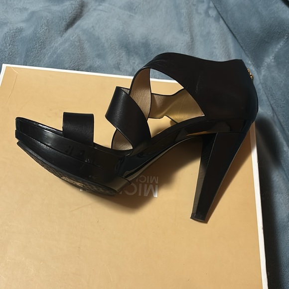 Michael kors black platform black sandals - Picture 2 of 5